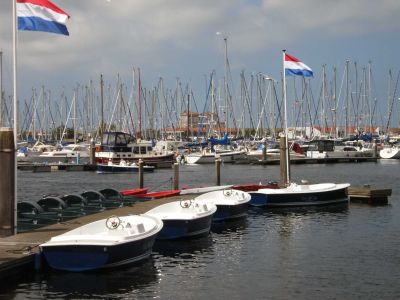 Bedrijfsevenement van ��n dag: Interactieve SloepenGame